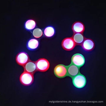 2017 LED-Blitzlicht Hand Spinner ABS LED Zappeln Spinner Finger Fringer spitze Gyro Spinner